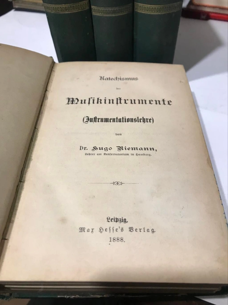 Hugo Riemann - MEGA KOMPLET 20x Katechismus hudby 1888-1891 - 4 Sammelbände v originální vazbě