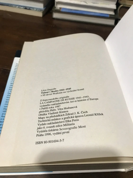 Leon Degrelle Taženi v Rusku 1941-1945 s SS divizi Wallonie na vychodni fronte 1996